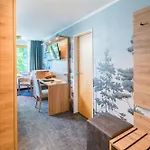 Romantik Waldschloesschen Hotel