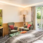 Romantik Waldschloesschen 4*