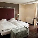 Romantik Waldschloesschen 4* Schleswig