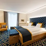 Romantik Waldschloesschen Hotel Schleswig