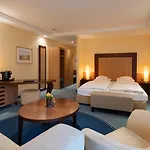 Romantik Waldschloesschen Hotel 4*