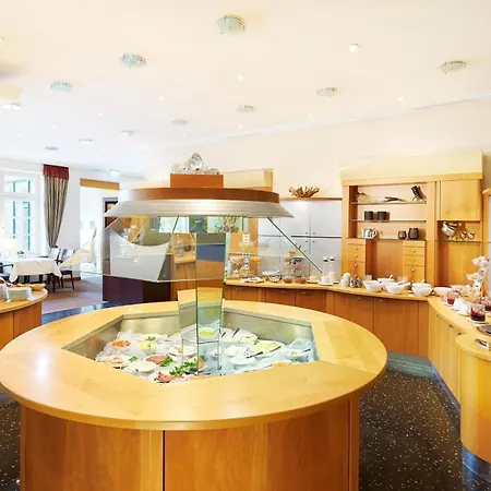 Romantik Waldschloesschen 4*