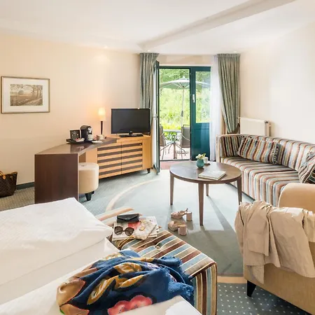 Waldschlösschen Hotel 4*