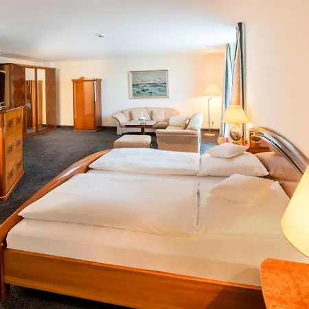 Romantik Waldschloesschen 4* Schleswig