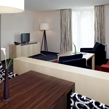 Hotel Romantik Waldschloesschen Szlezwik