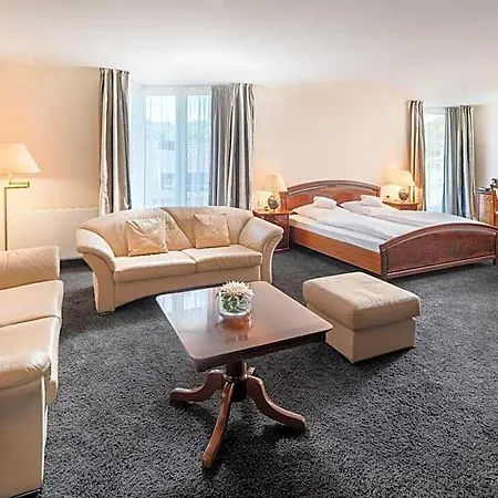 Romantik Waldschloesschen Hotel Szlezwik