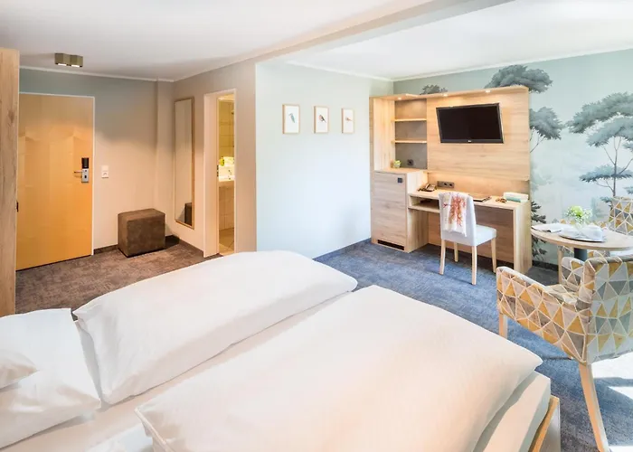 Hotel Waldschlösschen 4*