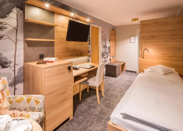 Romantik Waldschloesschen Hotel Schleswig