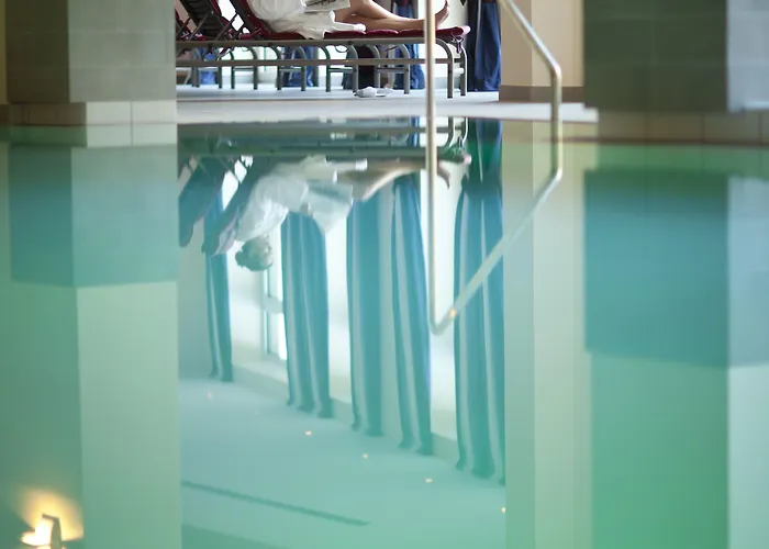 Hotel Romantik Waldschloesschen 4*